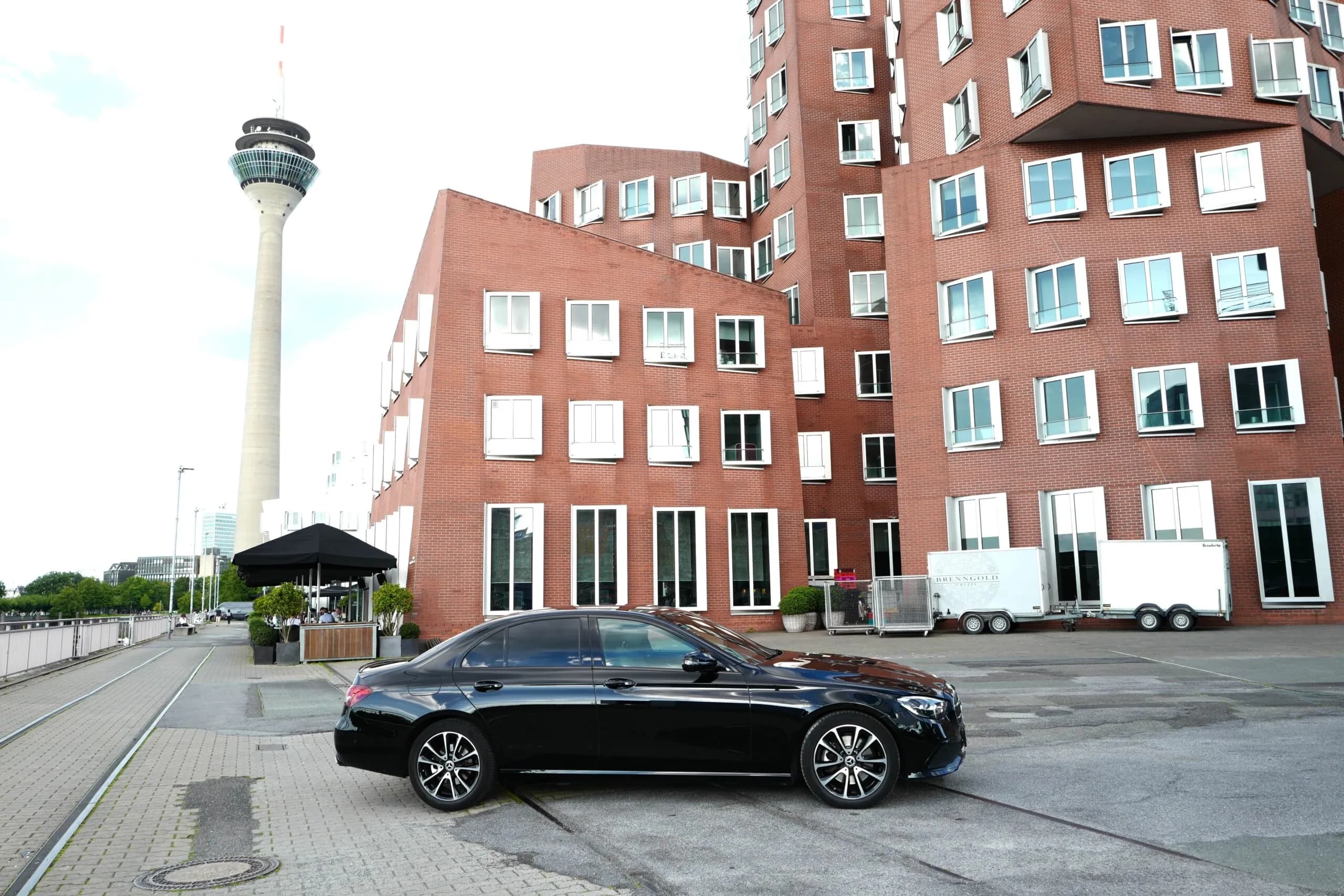 Mercedes-Benz E-Class business sedan – executive chauffeur Germany